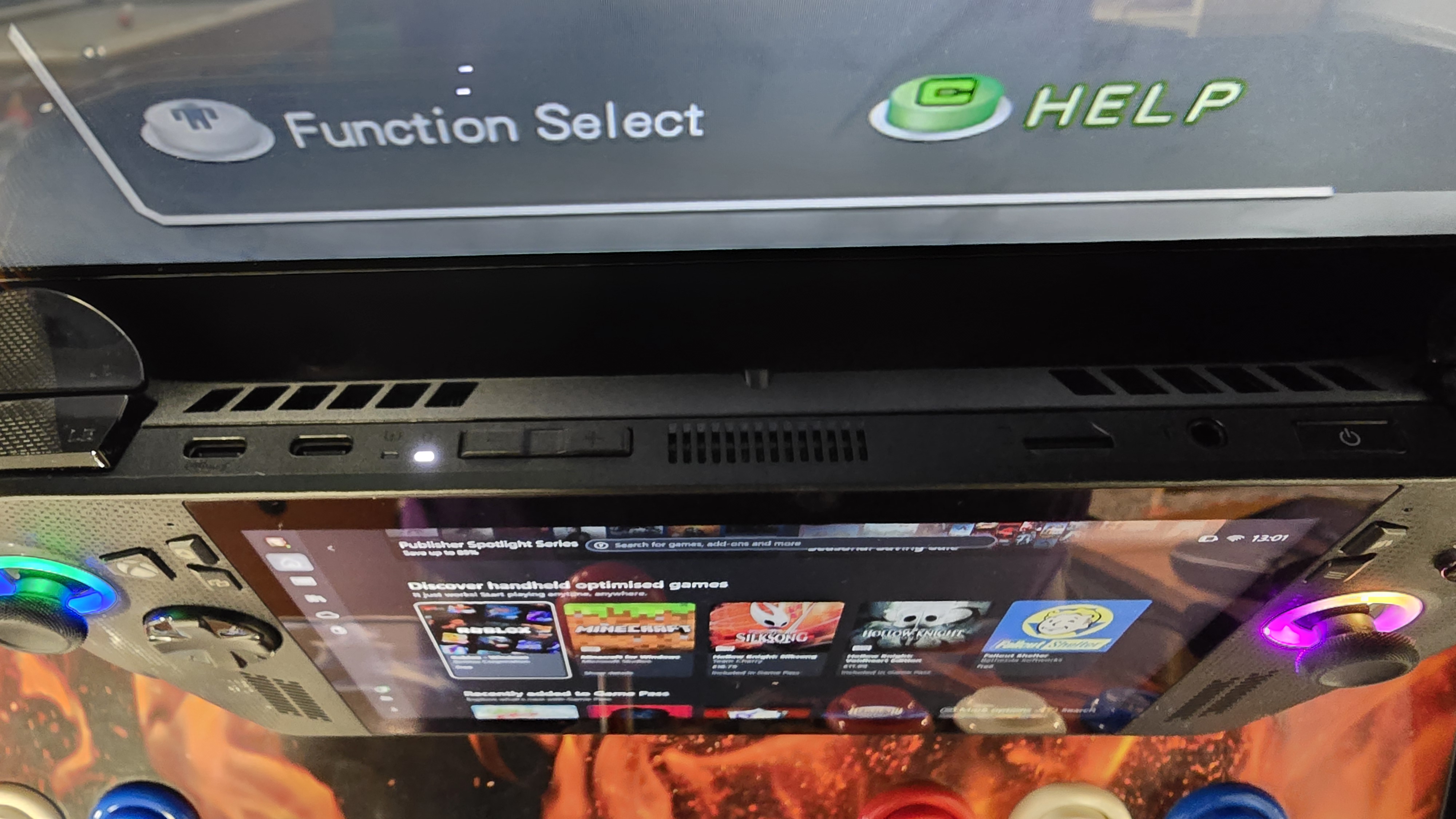 Photos of the Asus Xbox ROG Ally X