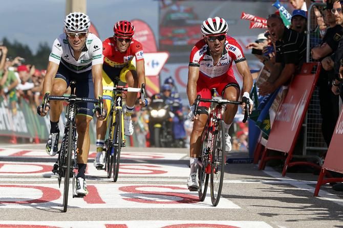 Alejandro Valverde (Movistar), Joaquim Rodriguez (Katusha) and race leader Alberto Contador (Tinkoff-Saxo) sprint in for third place