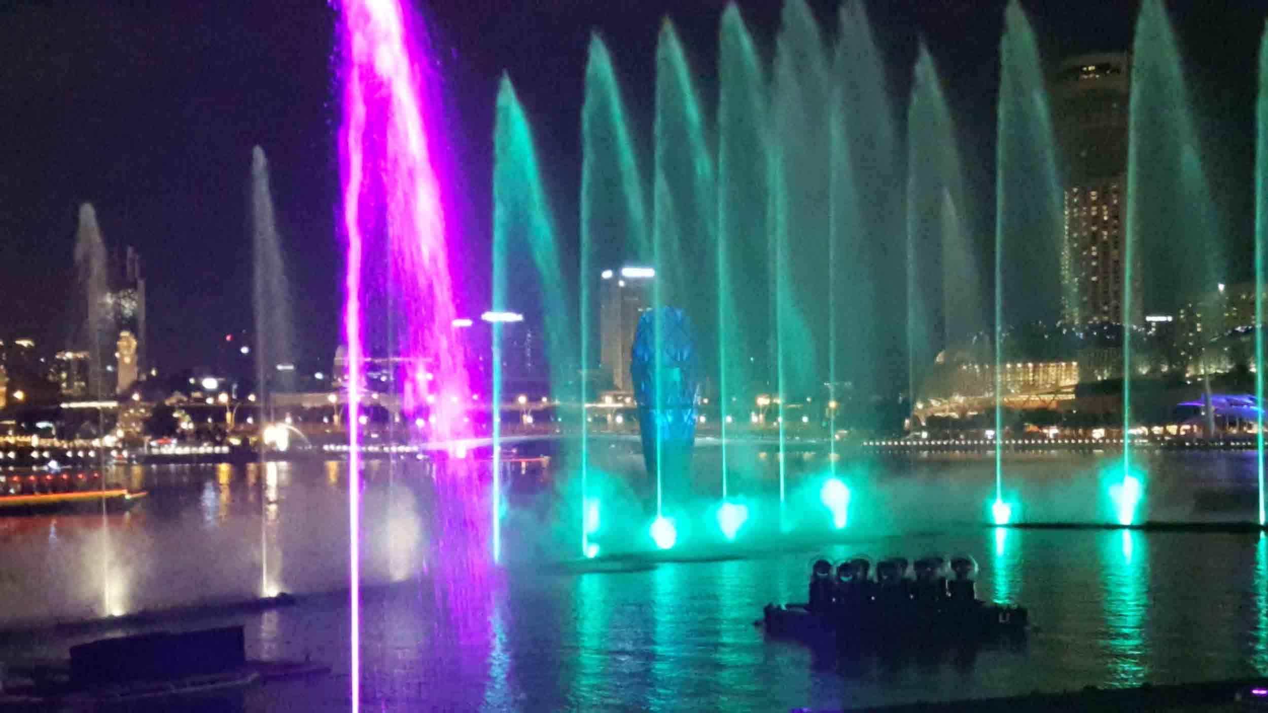 Marina Bay Sands Water Show Uses Tempest