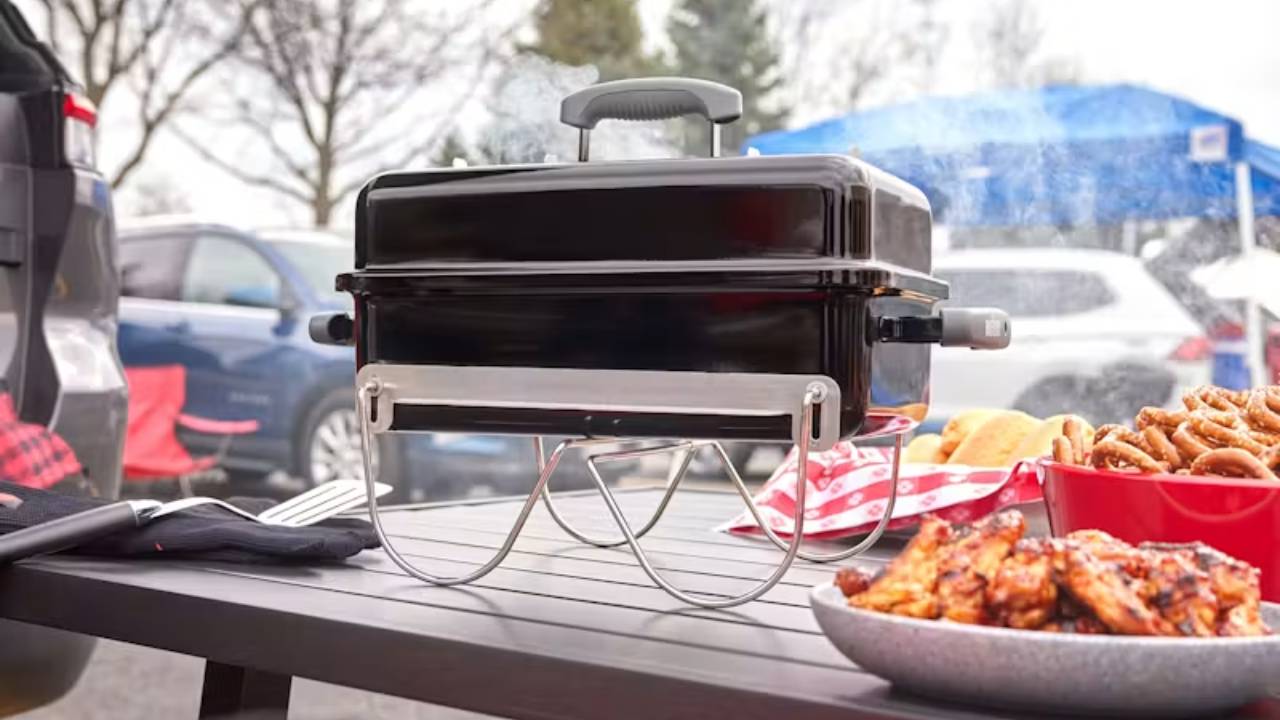 Weber Go-Anywhere Charcoal BBQ