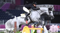 Daniel-Meech-NZL-riding-Cinca-3_Tokyo2020_PN21_36504.jpg