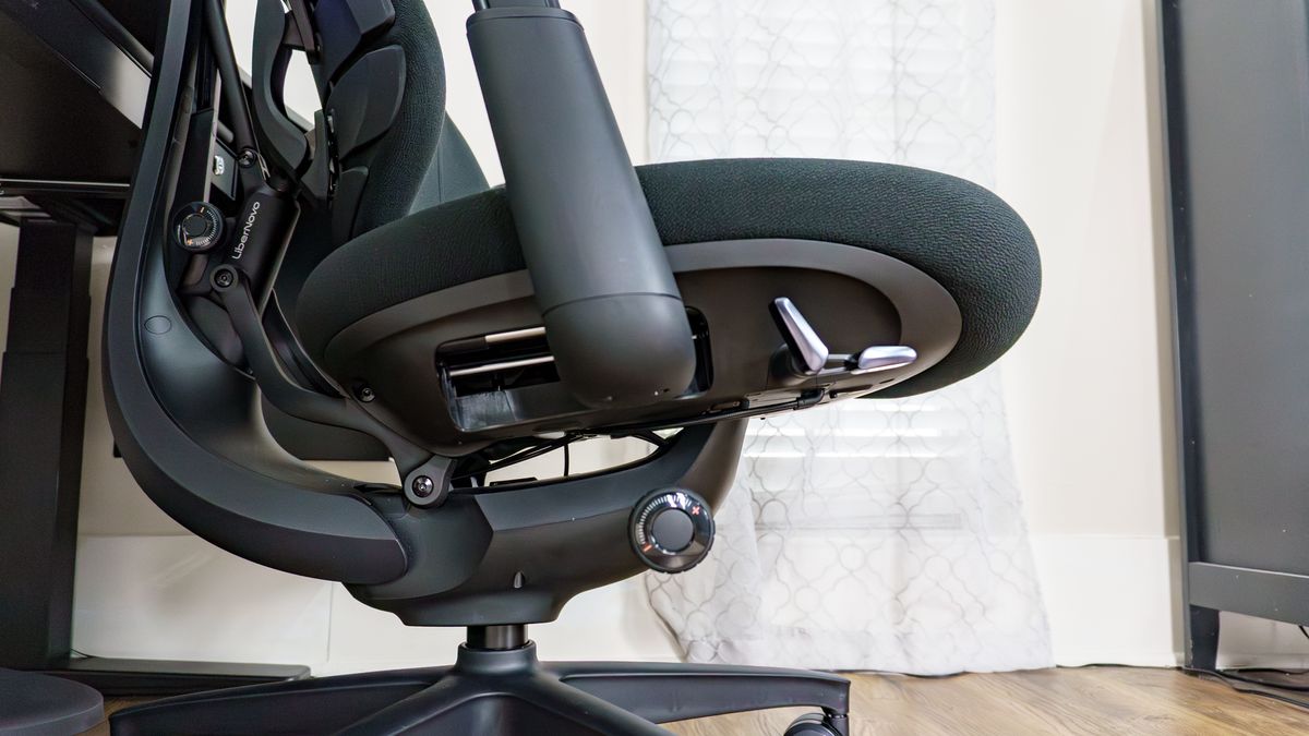 The adjustment levers on the right side of the LiberNovo Omni SE office chair
