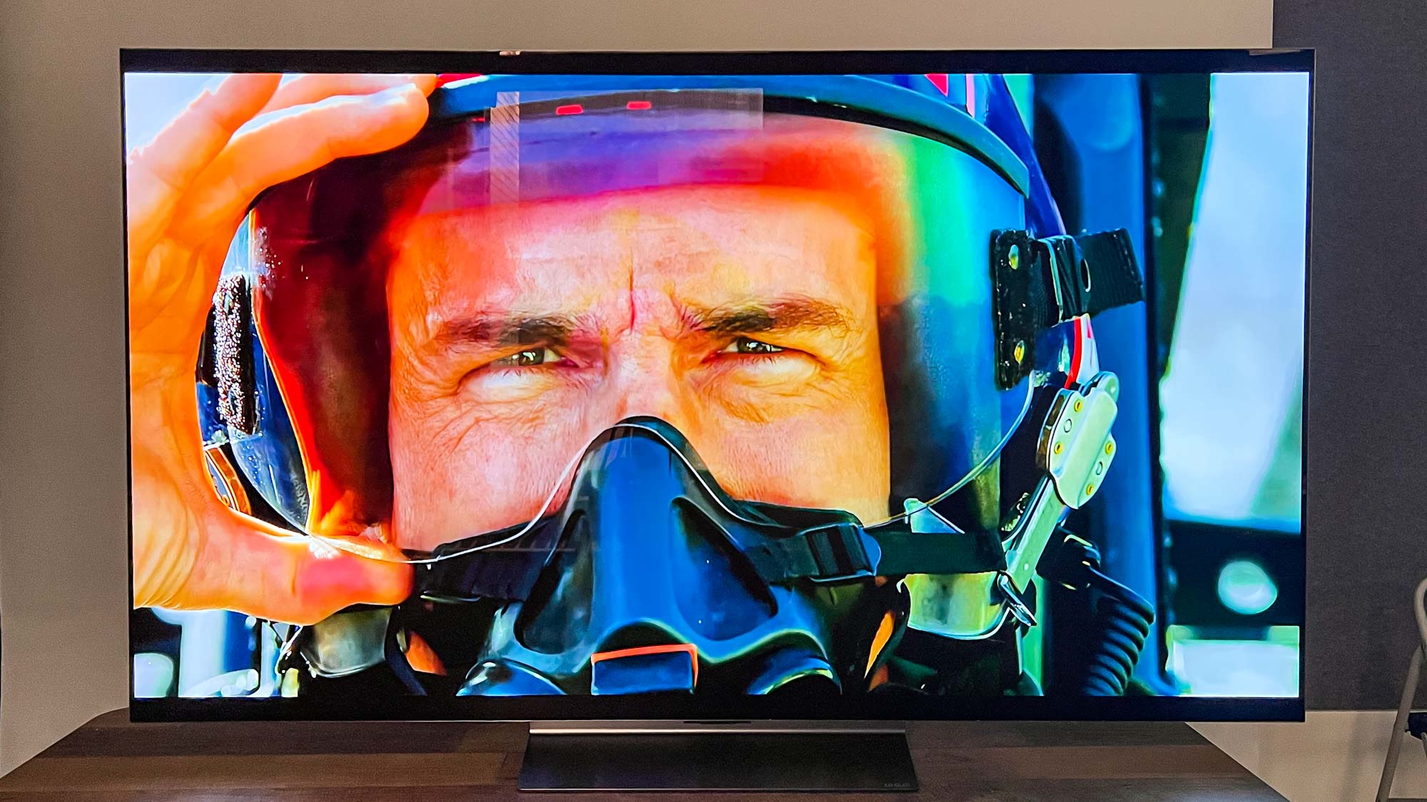 LG C2 OLED TV streaming