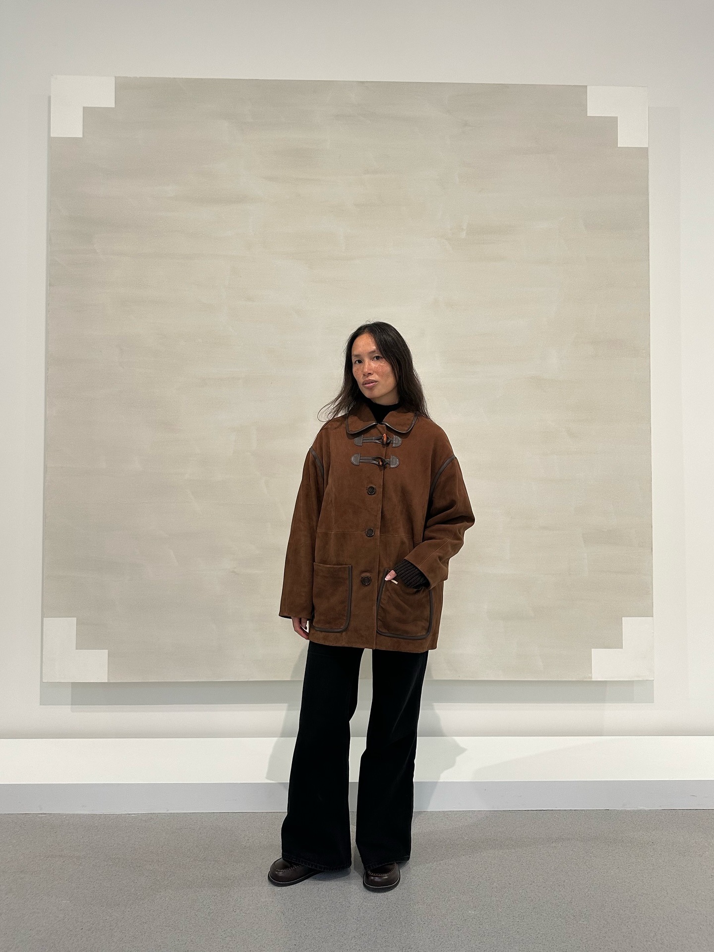 Fashion person Viki Lefevre shows shoe trends to wear with wide-leg trousers 2026.