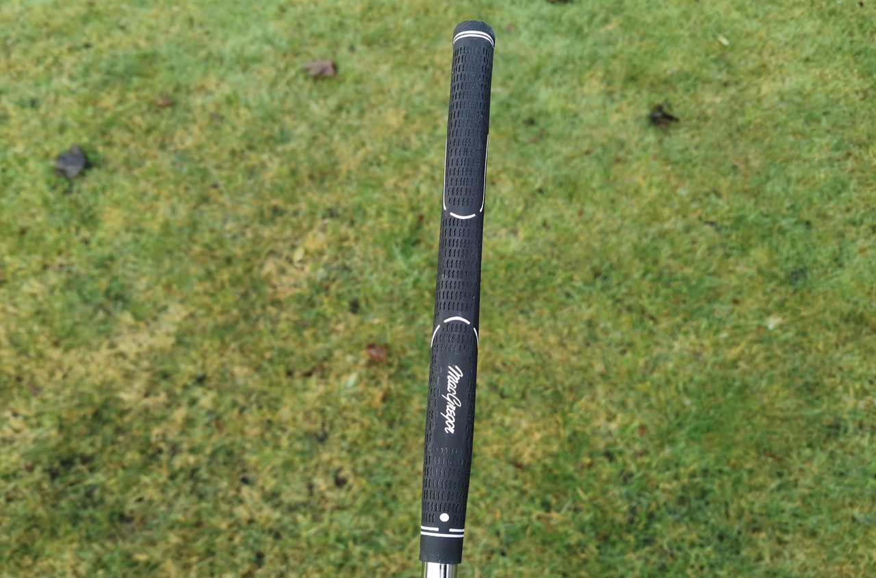 MacGregor CG3000 package set putter pictured outdoors