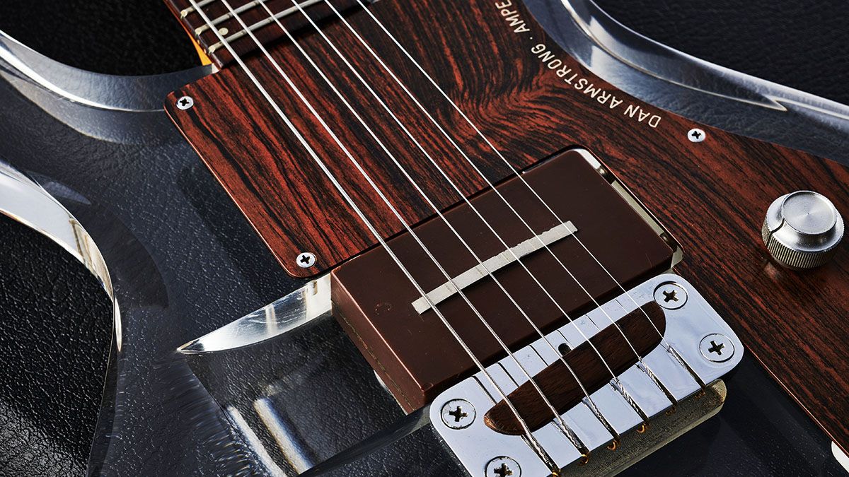 Ampeg Dan Armstrong