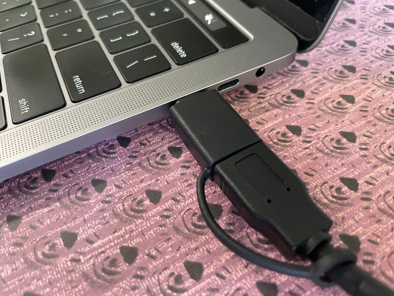 Plugable 7 Port Data And Charging Hub Usb C Plugged Into Macbook