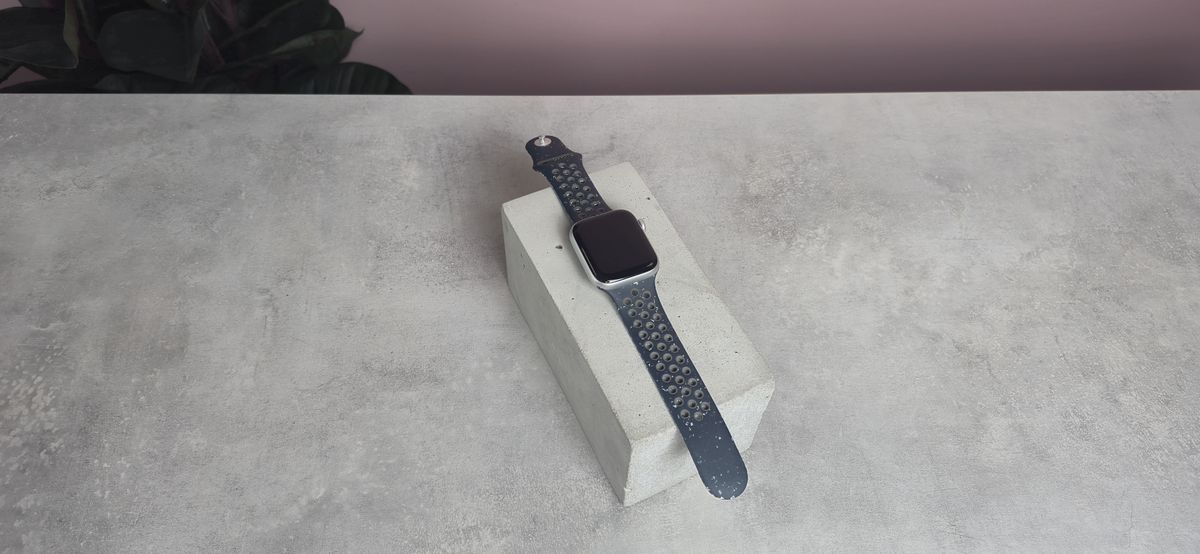 Apple Nike Sport Band on block