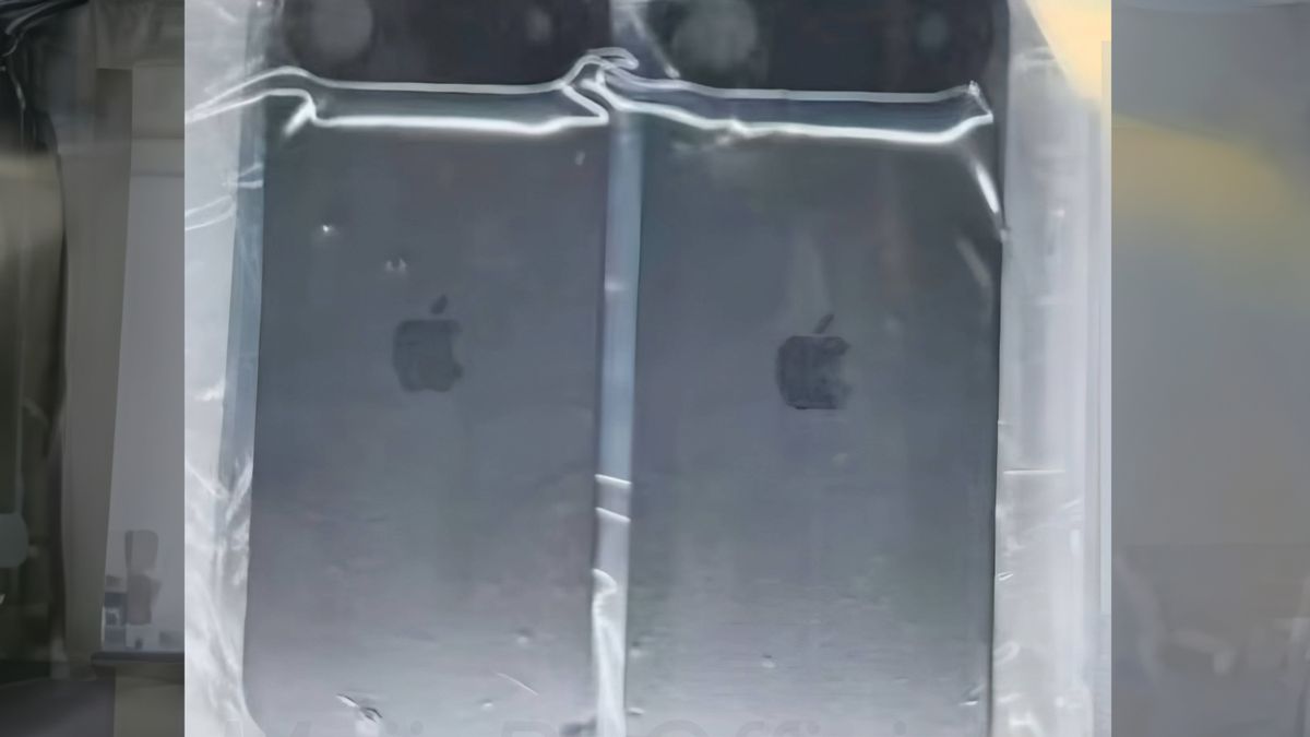 Test cases of possible iPhone 17 in clear plastic wrap with horizontal bumps