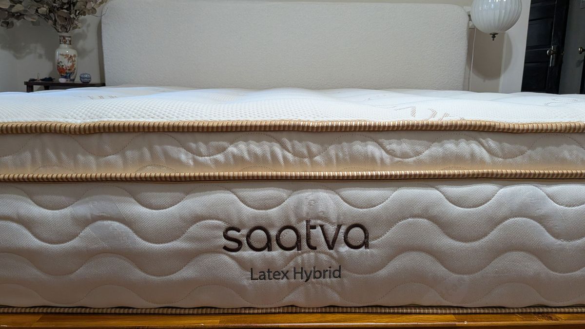 Close up of the edge of the Saatva Latex Hybrid mattress