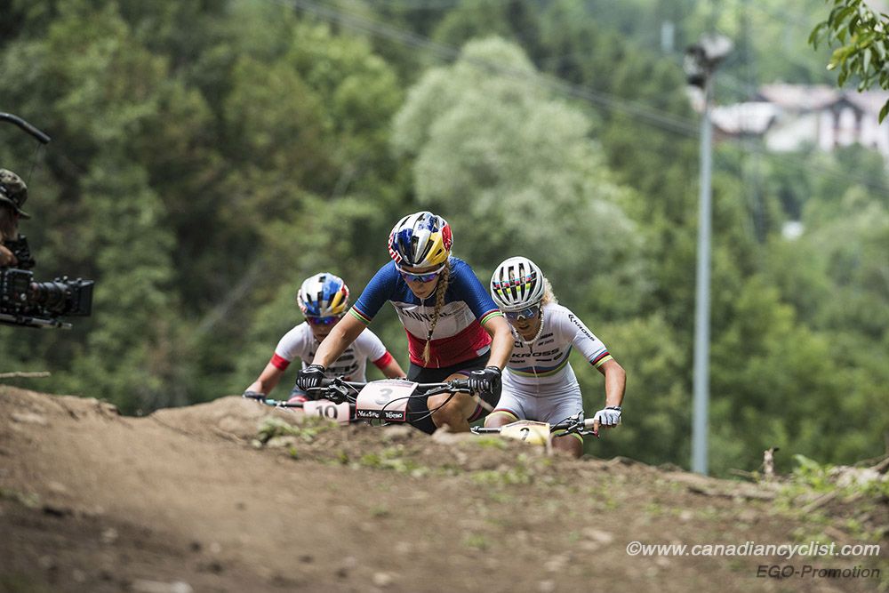 Pauline Ferrand Prevot leading Jolanda Neff and Emily Batty