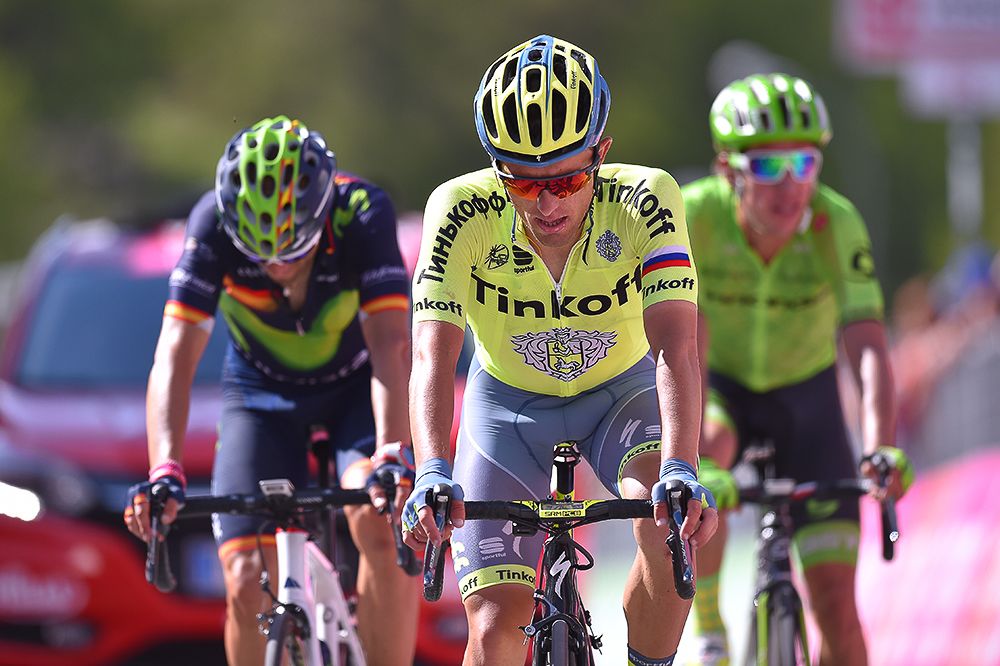 Rafal Majka, Alejandro Valverde and Rigoberto Uran finish stage 19.