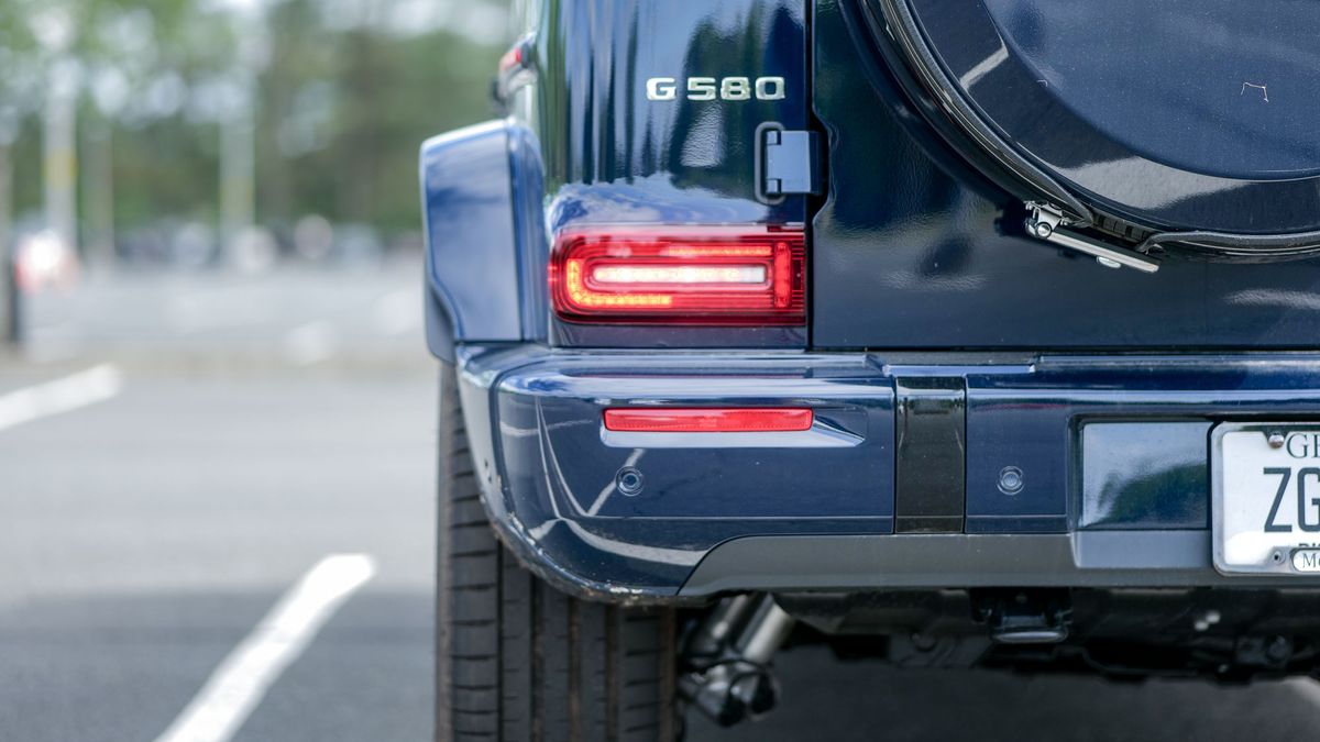 2025 Mercedes-Benz G 580 test drive.