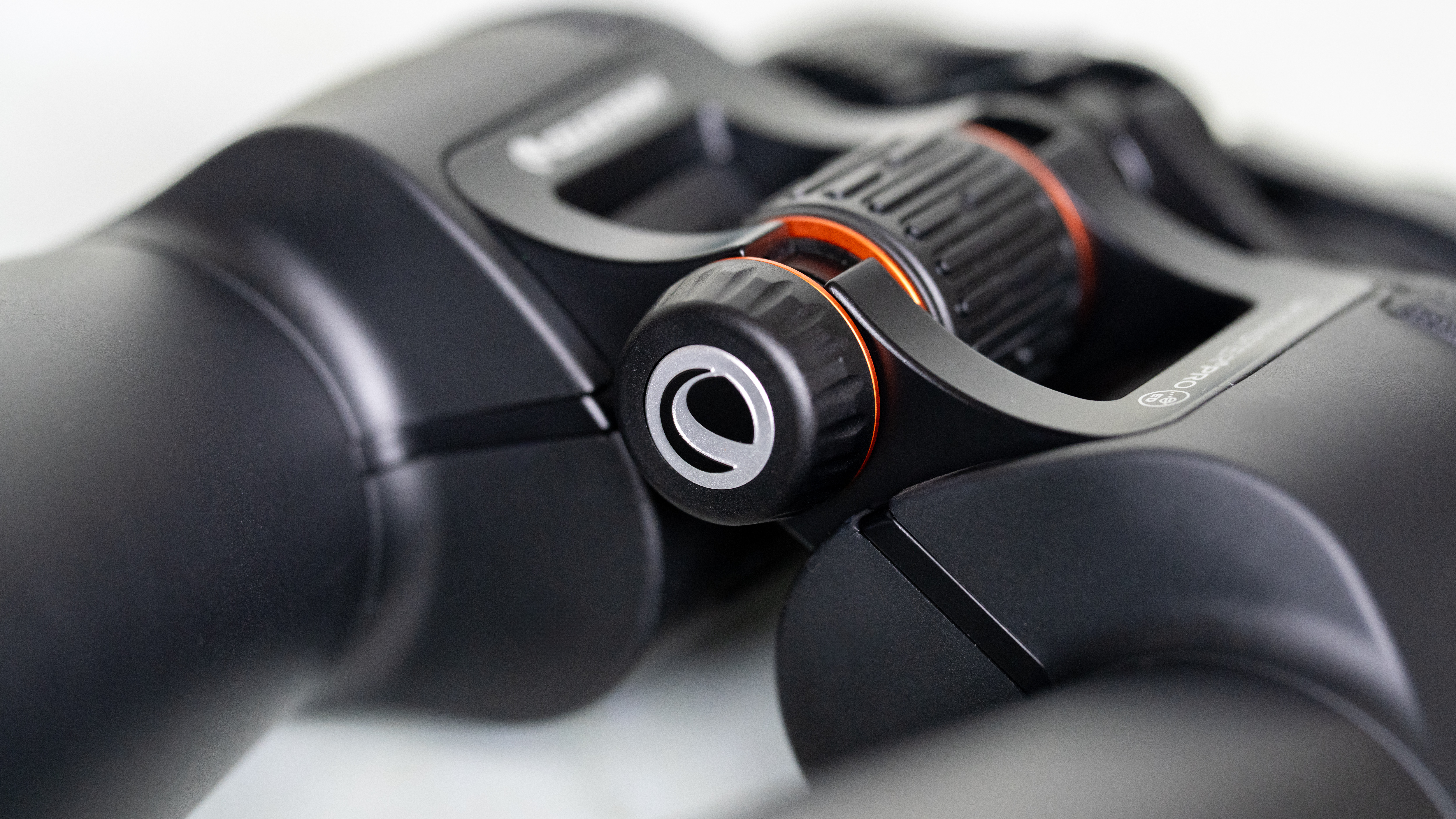 Celestron Skymaster Pro ed 15x70 Binoculars