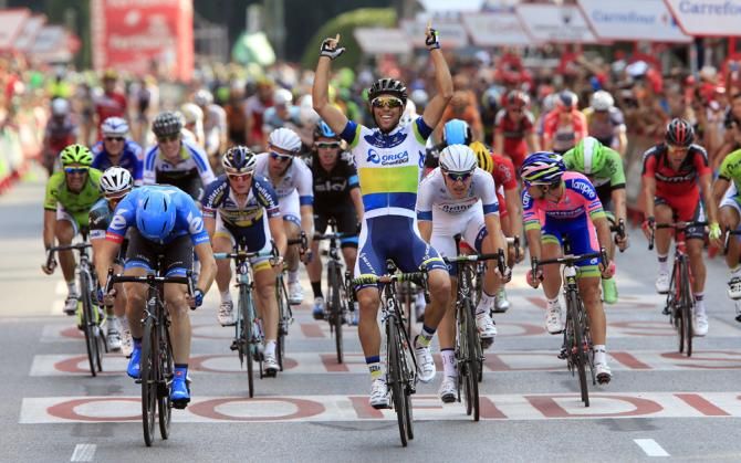 Michael Matthews (Orica-GreenEdge) takes stage 21 of the Vuelta