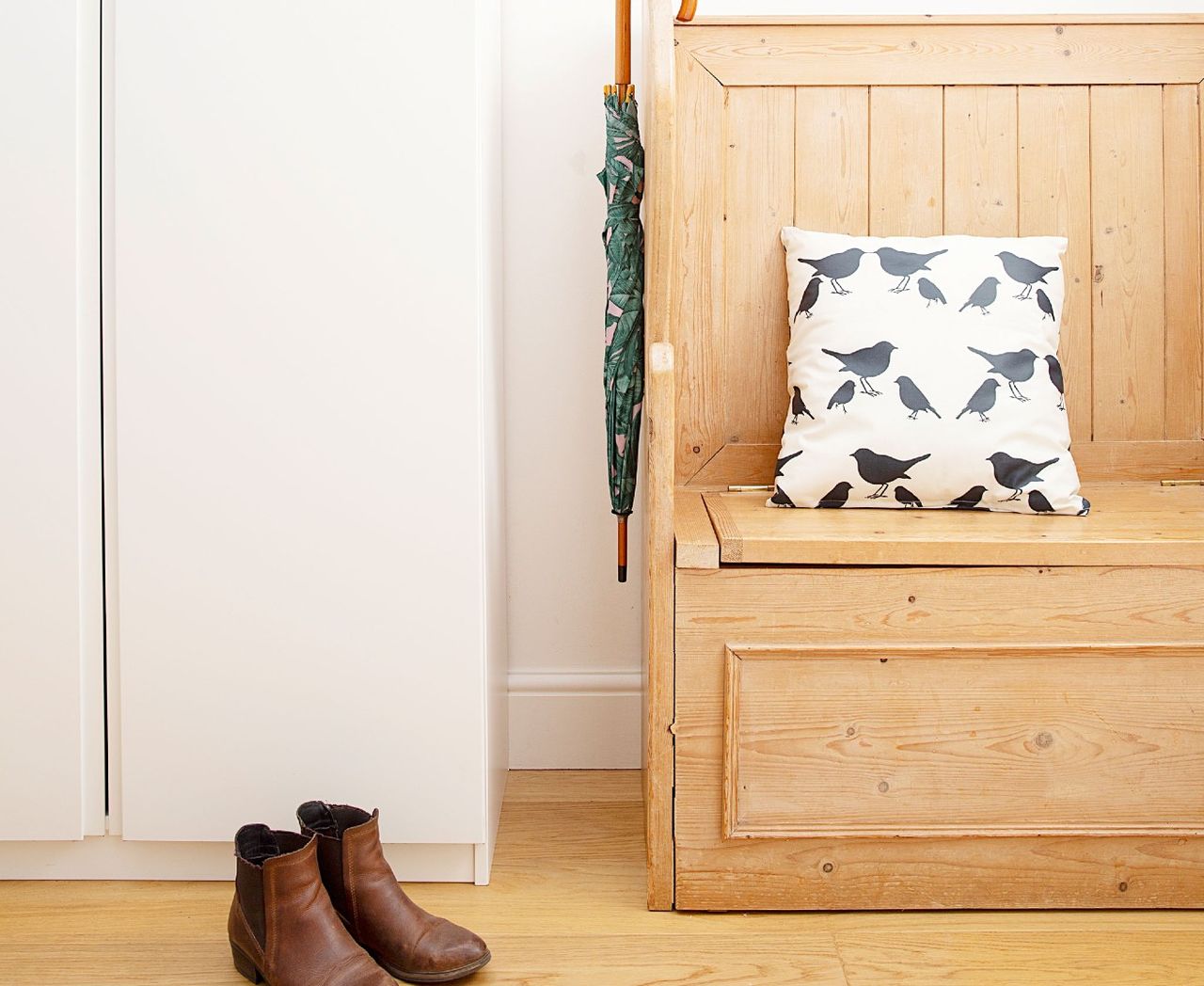 entryway storage