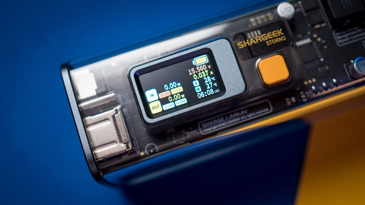 Shargeek's Storm 2 is a 100W power bank with a see-through design