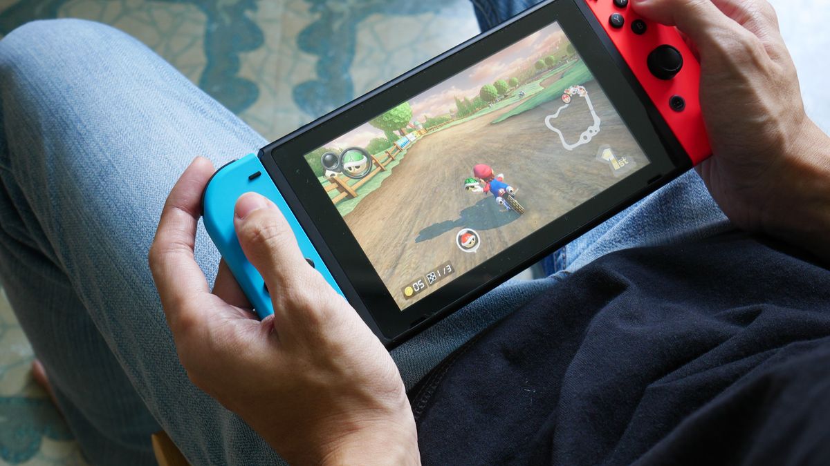 Nintendo reveals Switch price and date - BBC News