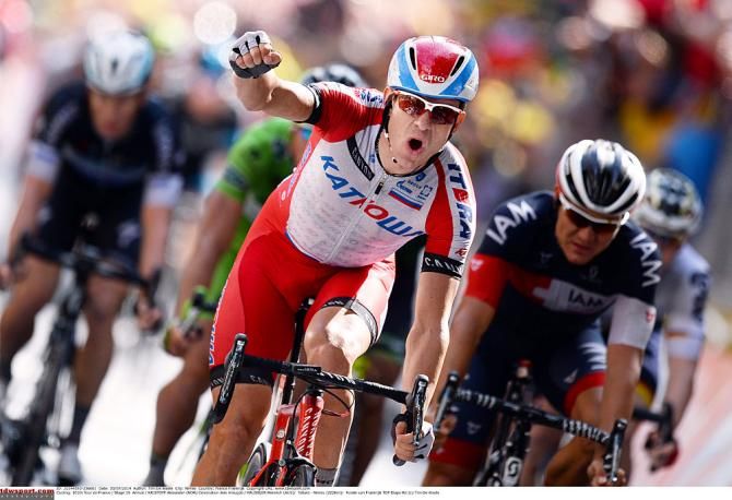 Alexander Kristoff (Katusha) wins stage 15.
