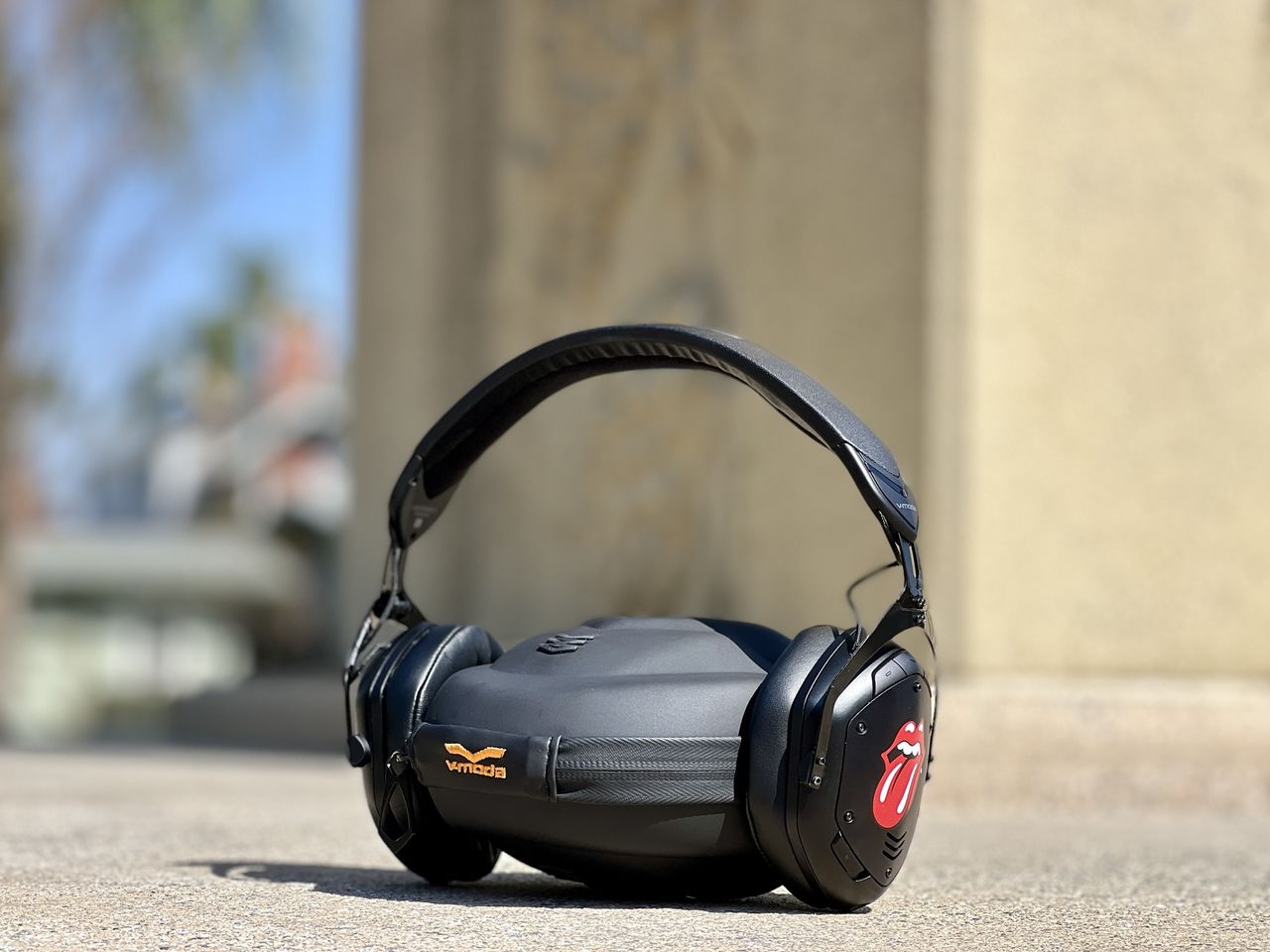 V Moda Crossfade 2 Wireless Rolling Stones Hero