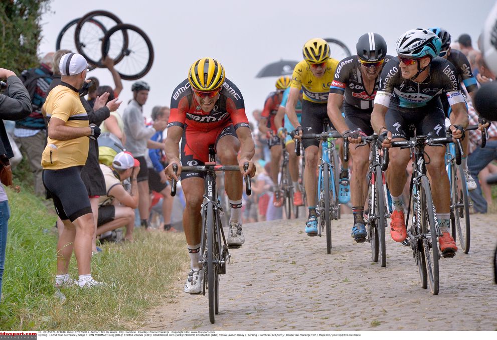 Classics riders and GC contenders mix it up on the cobbles