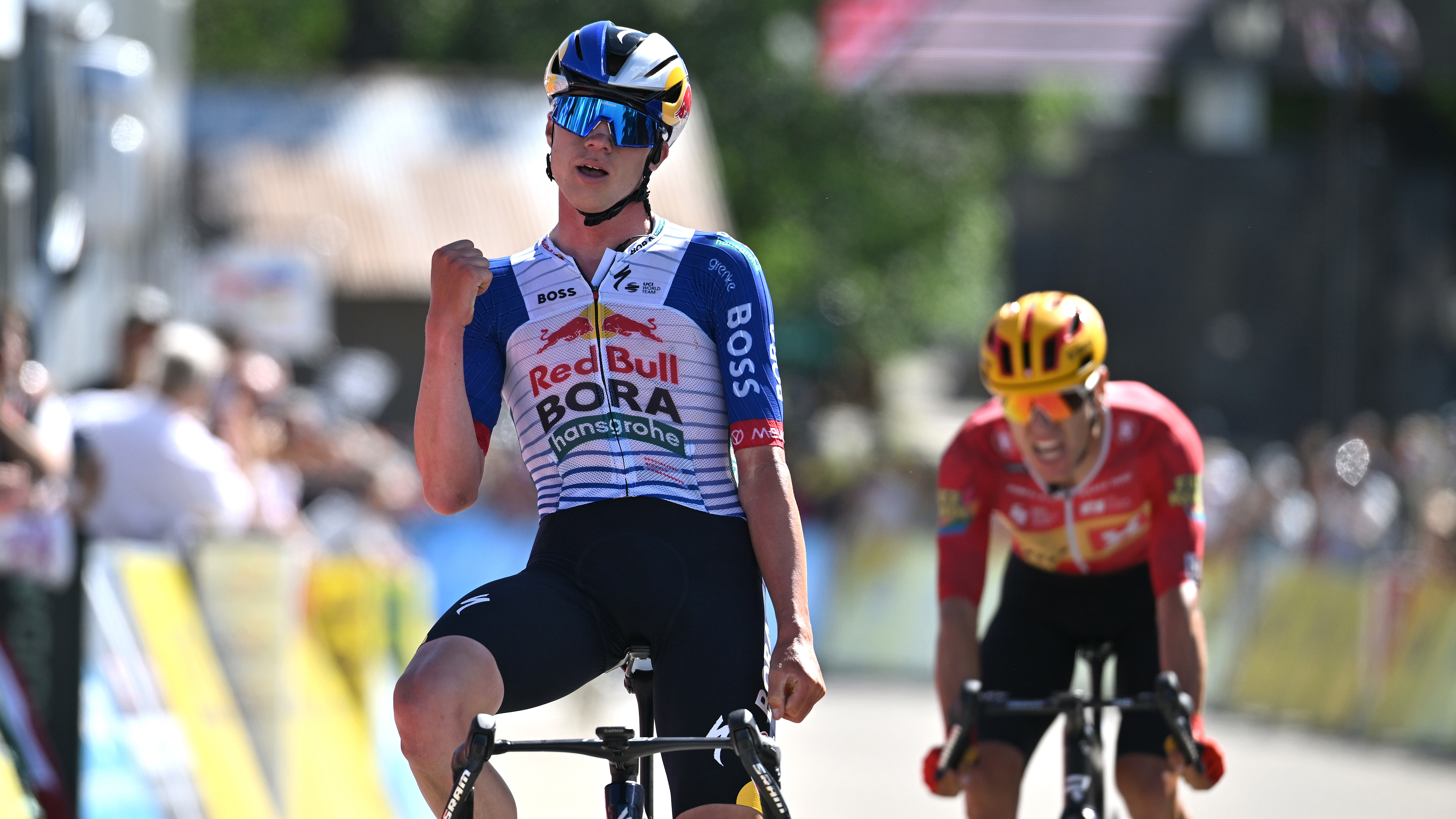 Maxim Van Gils wins stage 6 of 2026 Tour Auvergne-Rh&ocirc;ne-Alpes 