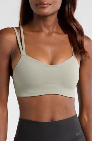 Dri-Fit Alate Trace Sports Bra