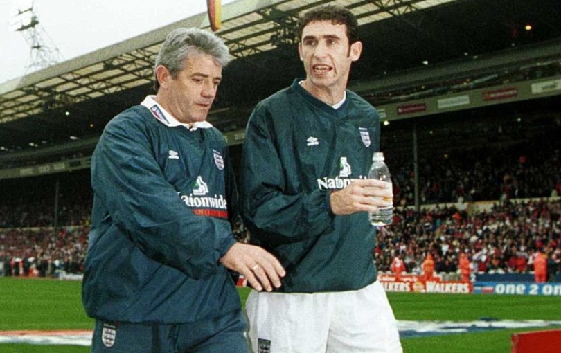 7 Oct 2000: England manager Kevin Keegan and Martin Keown at the last game at Wembley during the match between England and Germany in the European Group Nine World Cup Qualifier at Wembley Stadium, London. Mandatory Credit: Phil Cole/ALLSPORT