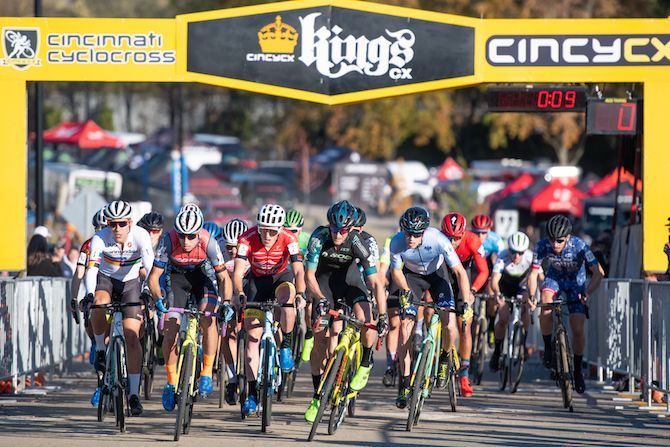The start of the C2 men's race