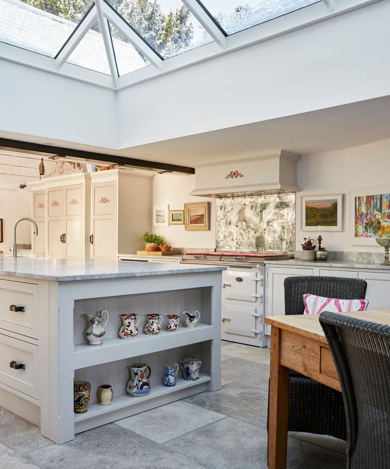 This British Victorian cottage has a surprisingly atypical addition ...