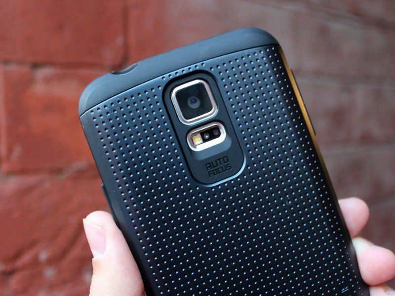 Spigen Slim Armor Case for the Samsung Galaxy S5
