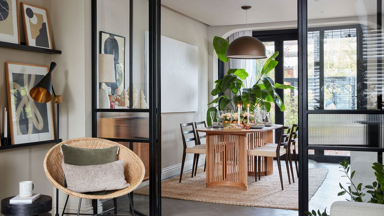 Dining room with internal glazing