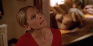 Sarah Michelle Gellar and Kristine Sutherland in Buffy Episode The Body