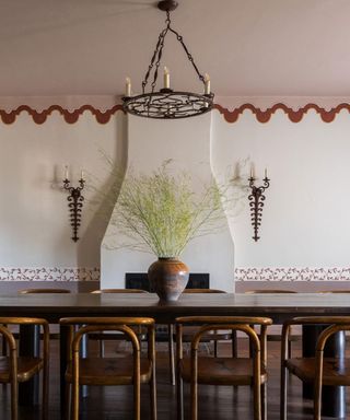 dining room with paint effect