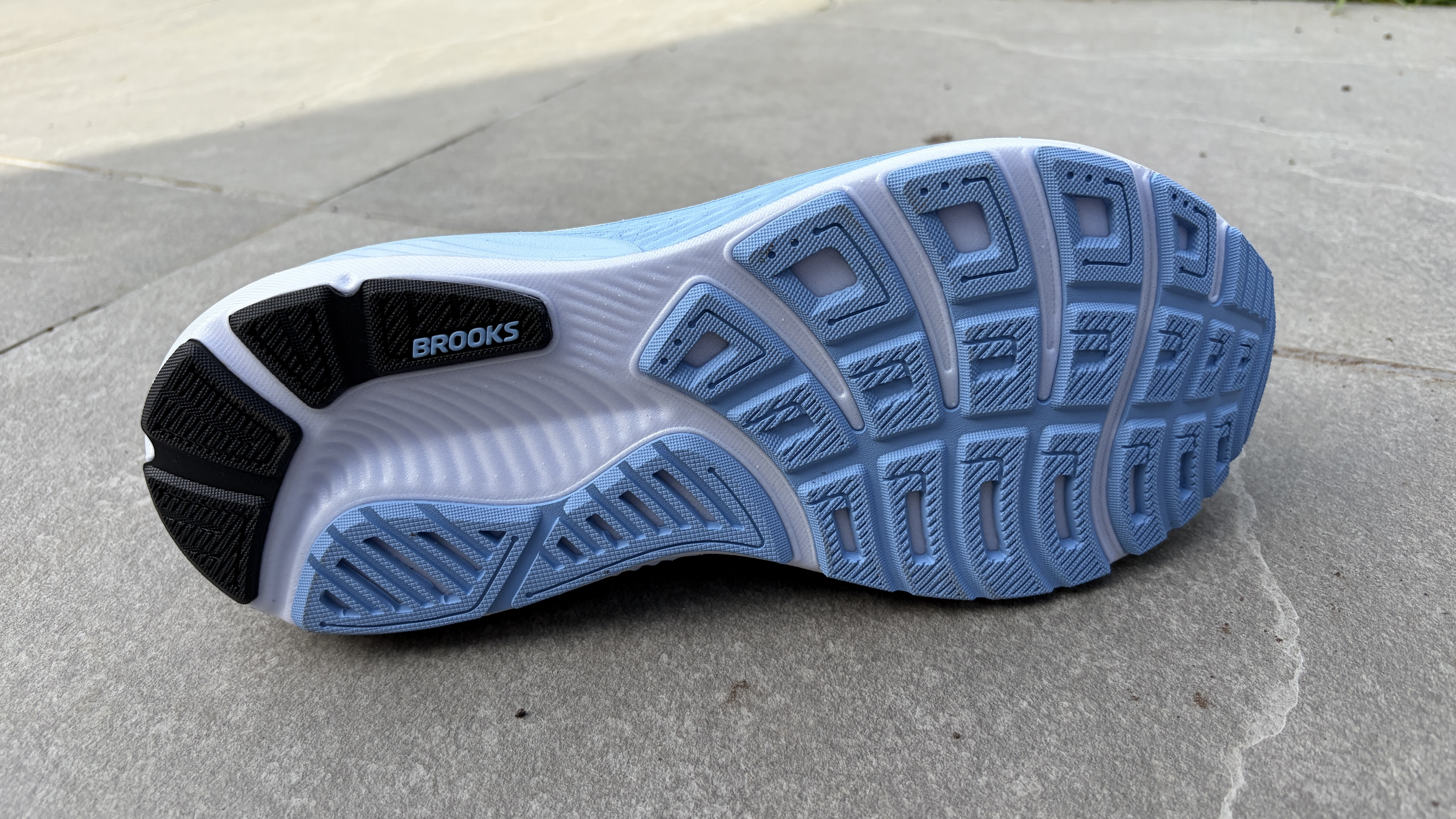 Brooks Ghost 18