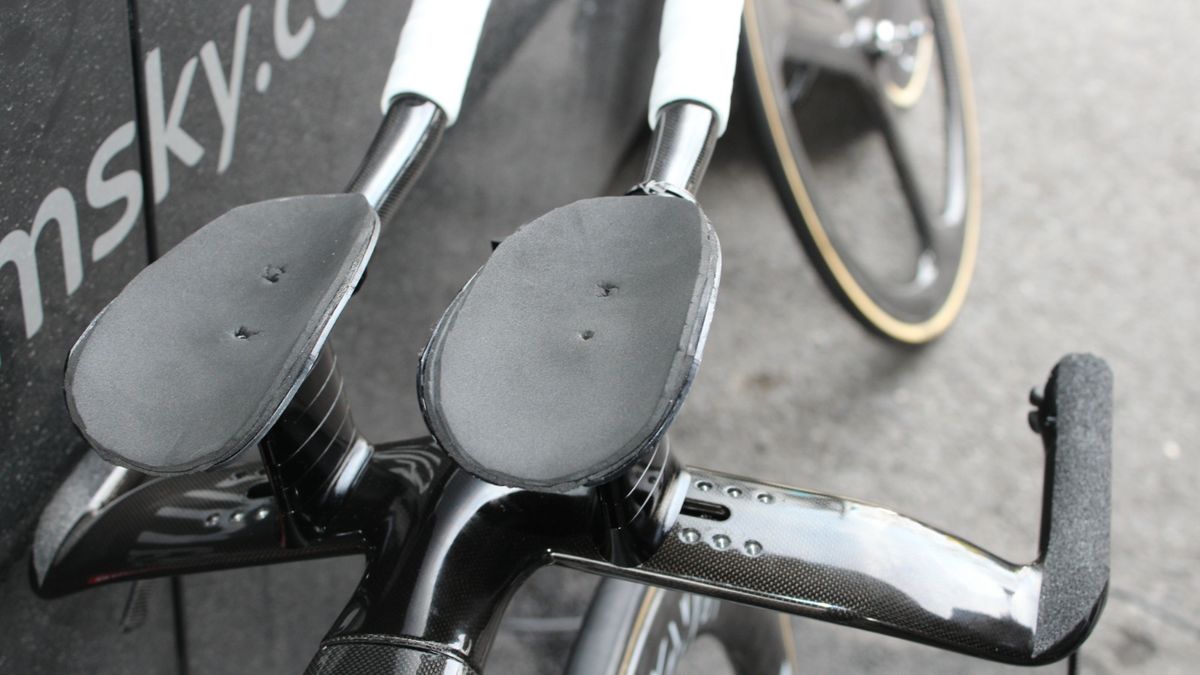 Wiggins has a custom bar setup.