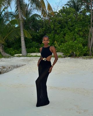 black maxi vacation dress