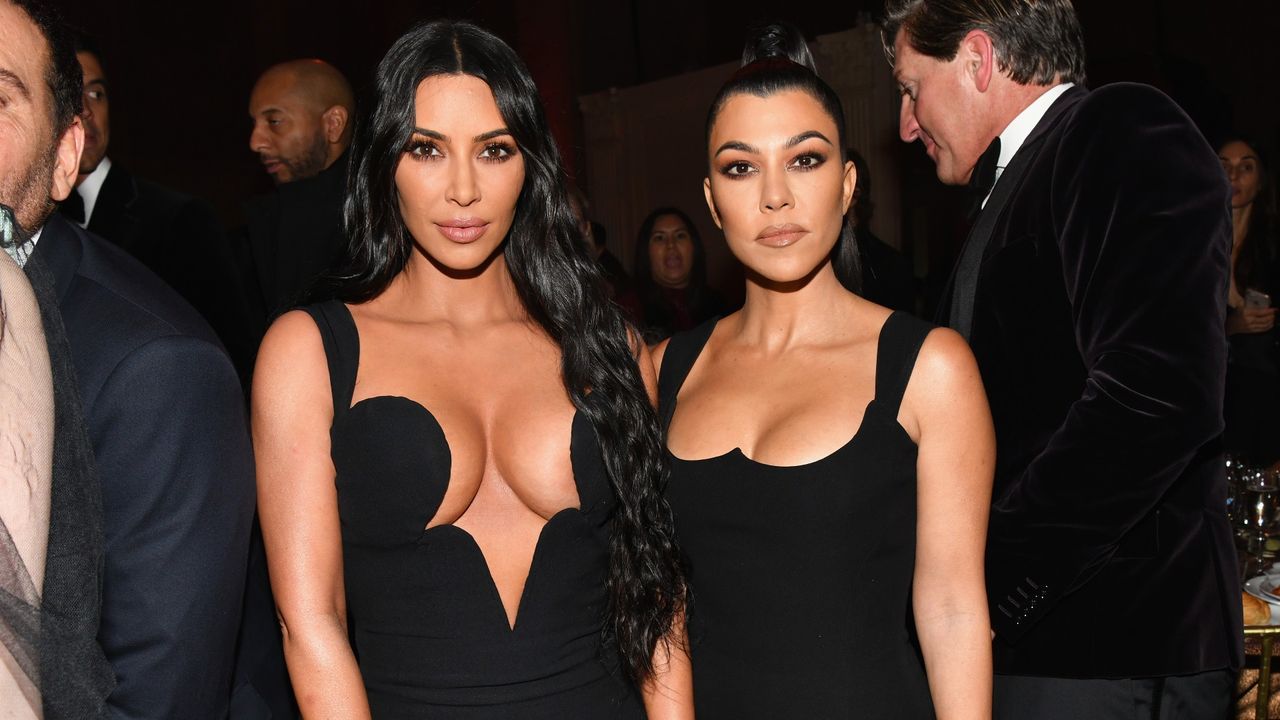 Kim Kardashian and Kourtney Kardashian Barker