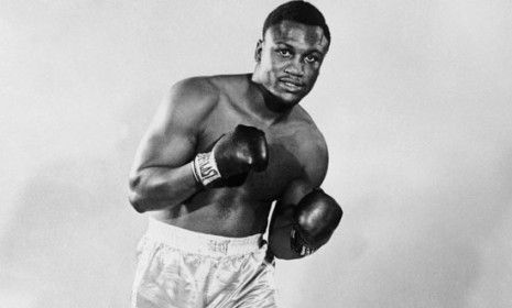 Joe Frazier, the sharecropper&amp;#039;s son who became one of the 20th century&amp;#039;s greatest boxers, died Monday after a long battle with cancer.