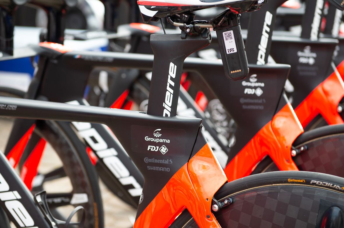 The Lapierre Aerostorm DRS features a fairing over the rear brakes to reduce turbulance