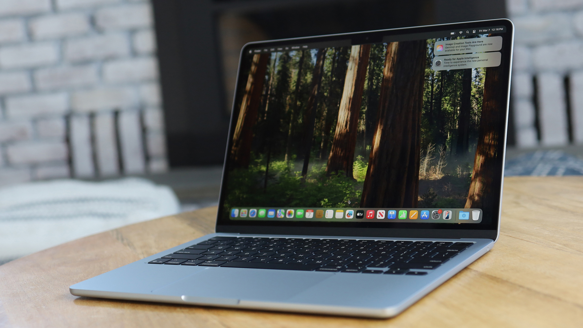 Apple MacBook Air 13-inch (M4) REVIEW