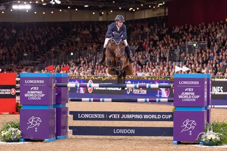 Tom Wachman and Do It Easy winning the Turkish Airlines grand prix at the London International Horse Show in 2025.