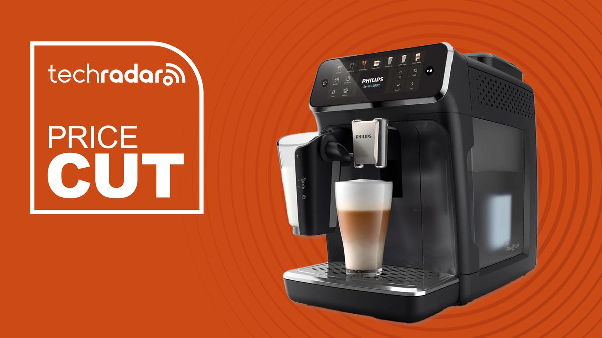 I use the Philips LatteGo 4400 Series coffee machine at home and this 38% limited-time offer makes it a must-have