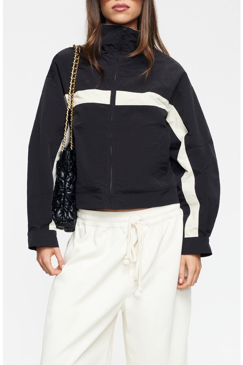 Essential Windbreaker