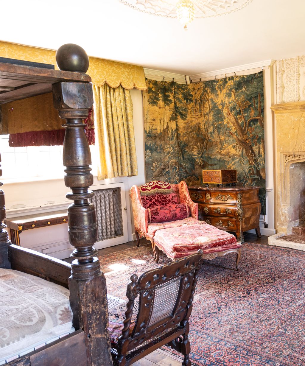 Inside Mapperton The American Viscountess Julie Montagu's stately home