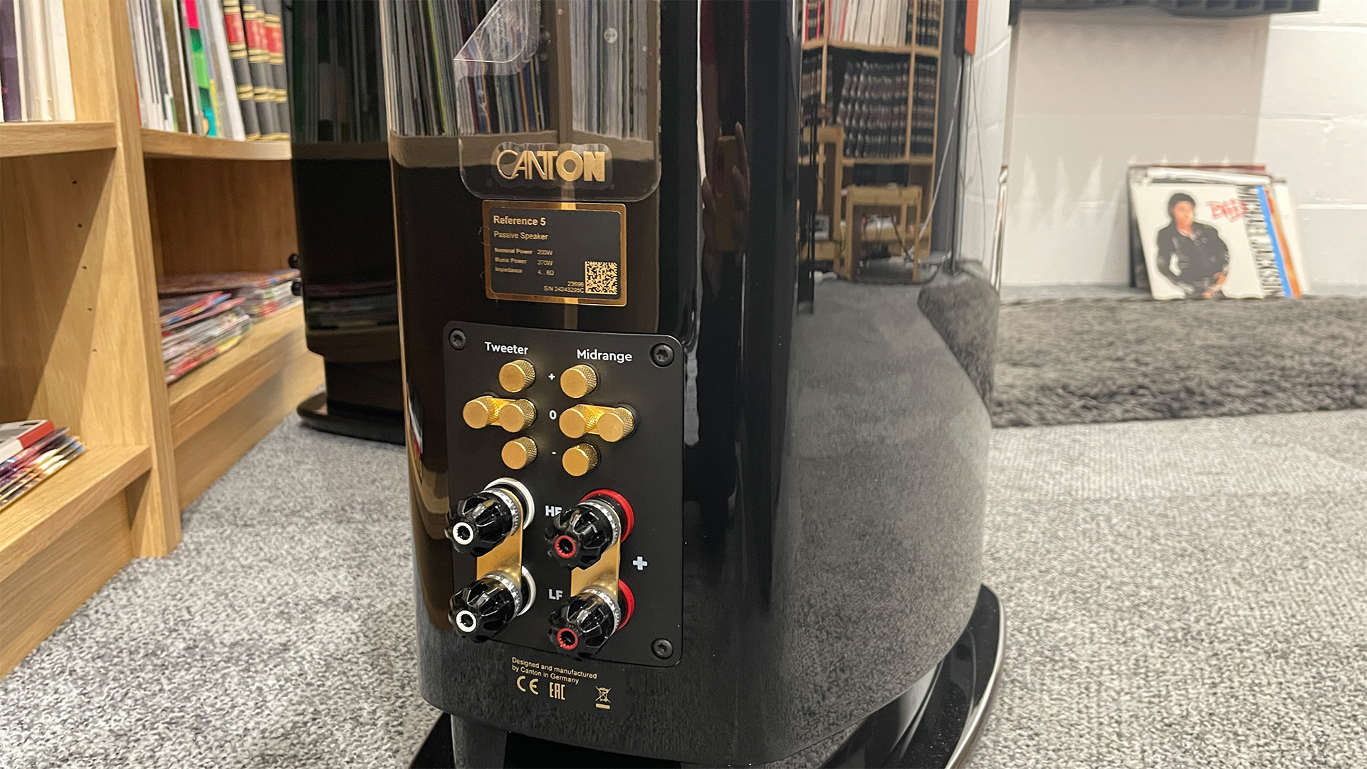 Canton Reference 5 floorstanding speakers