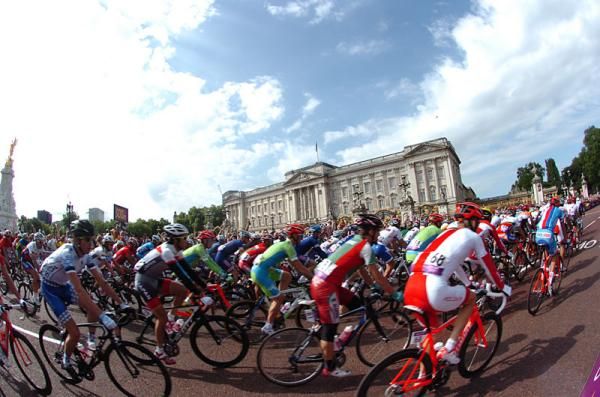 The peloton at the start