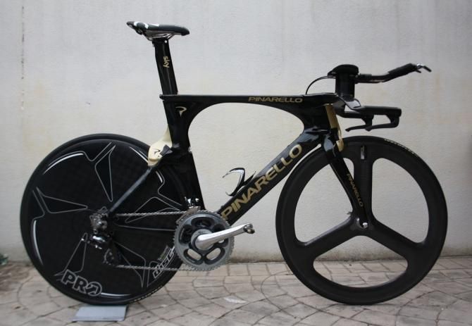 The Pinarello Bolide: 15 percent less drag and 5 percent lighter say the test figures