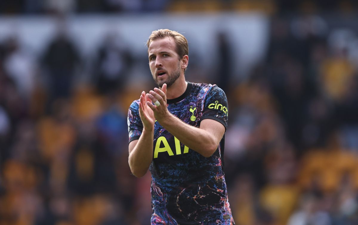 Tottenham Hotspur striker Harry Kane applauds the fans