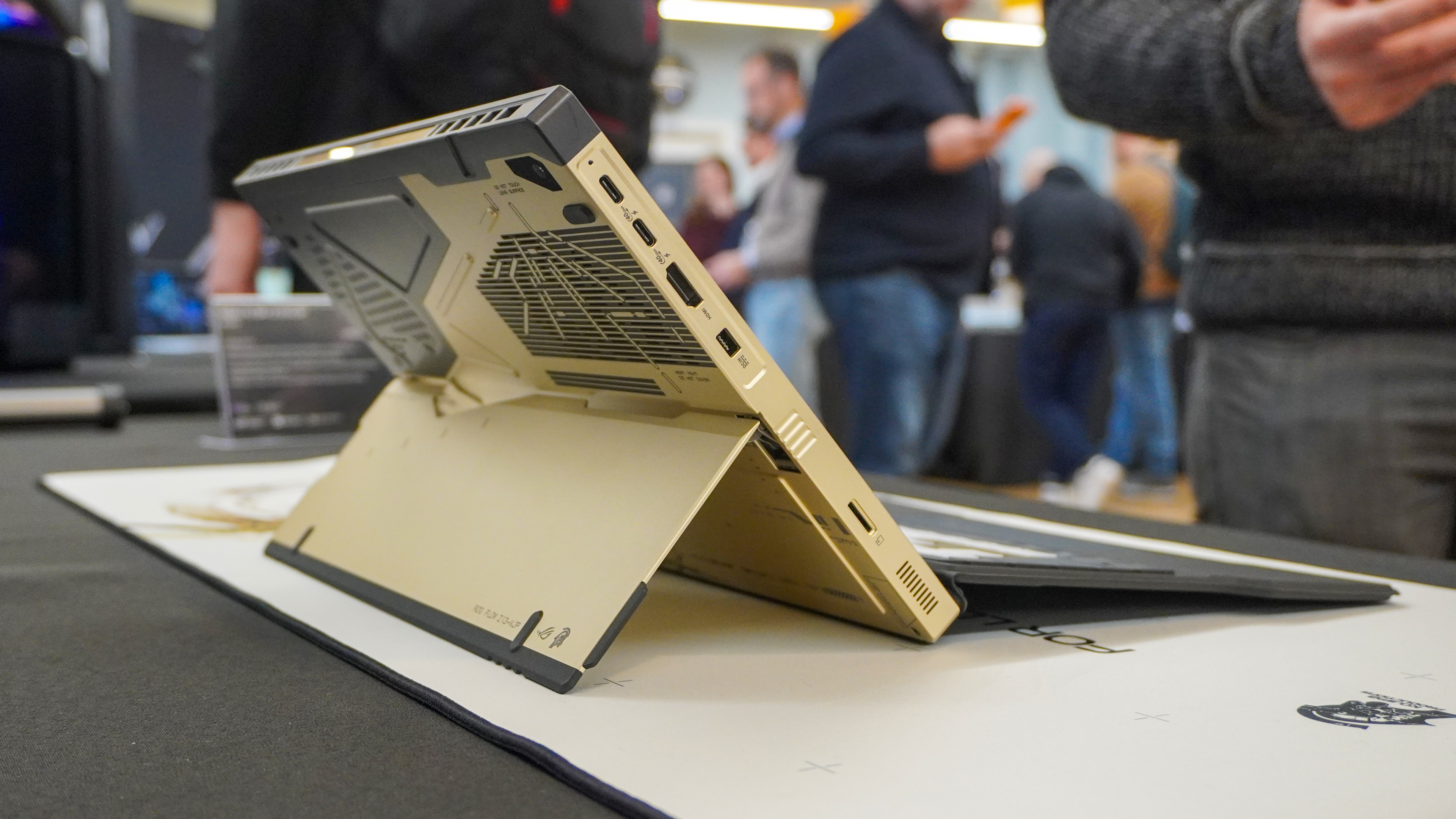 Asus ROG Flow Z13-KJP